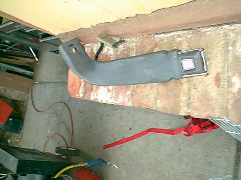 1983 Ford Bronco - a different view of the correct belt bottom. I did not connect the belt sensor. the wires were gone on my bronco.