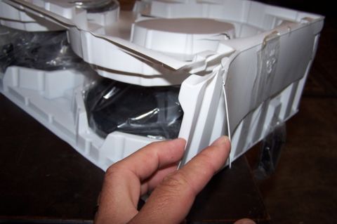 1990 Ford Bronco - More damage to the other end of the packaging.