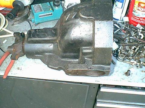 1983 Ford Bronco - I got a 2nd drop out so i can get it setup and ready to install and not have a long down time for regearing. One issue is to drain and chan…