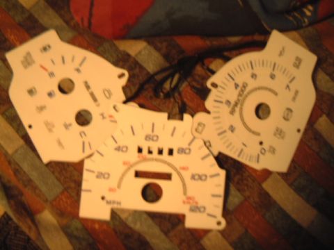 1998 Ford Taurus - Gauges out of the box.