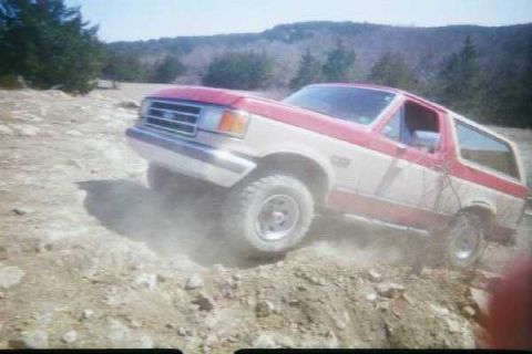 1989 Ford Bronco photo