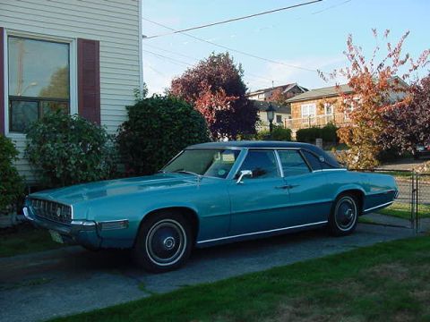 1968 Ford Thunderbird “Tina”
