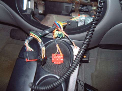 1998 Ford Taurus - wires to plug into new radio kit