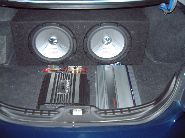 2 12" Pioneer IMPP 600watt -- Alpine v12 600watt Amp -- Kenwood 500watt 4-channel Amp