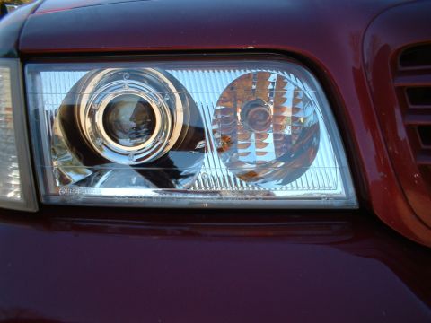 2003 Ford Crown Victoria - HID 4