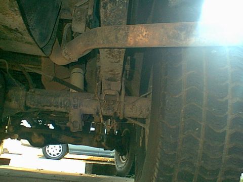 1983 Ford Bronco - here is a shot from behind the axle.