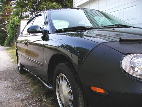 1998 Ford Taurus - Up close and personal . . . don't touch the paint job!