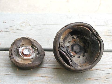 1998 Ford Taurus - Hmmm, I think thats a bad tranny mount.