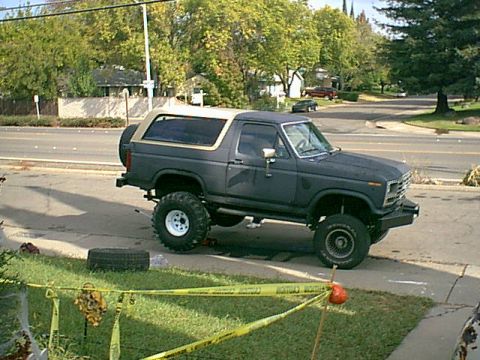 1983 Ford Bronco - here is the 40s on the rear pass side.