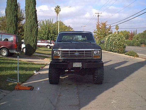 1983 Ford Bronco - Here she is from the front.