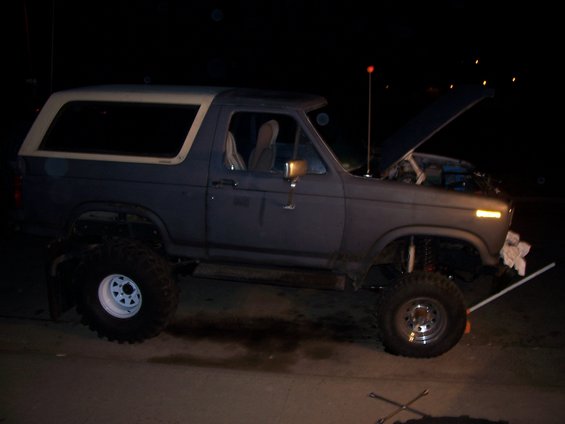 here she is with the 31s on the front and 40s on the rear.