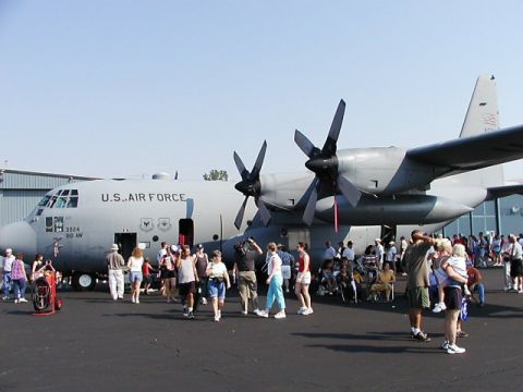 1998 Ford Taurus - C-130 Not too exciting. Seen it and been in it many times. Wish they had done the JATO demonstration. Maybe that's the Thunderbirds C-130 t…