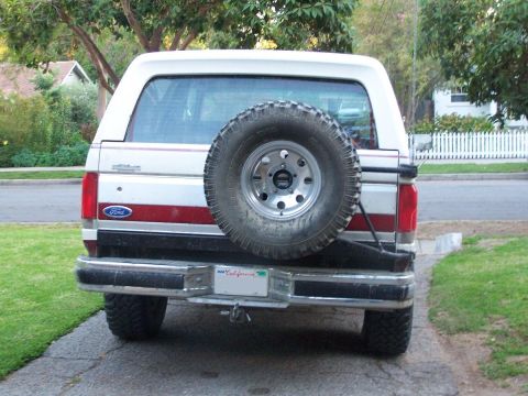 1990 Ford Bronco - Rear w/ tailgate skin, tire carrier, cb antenna