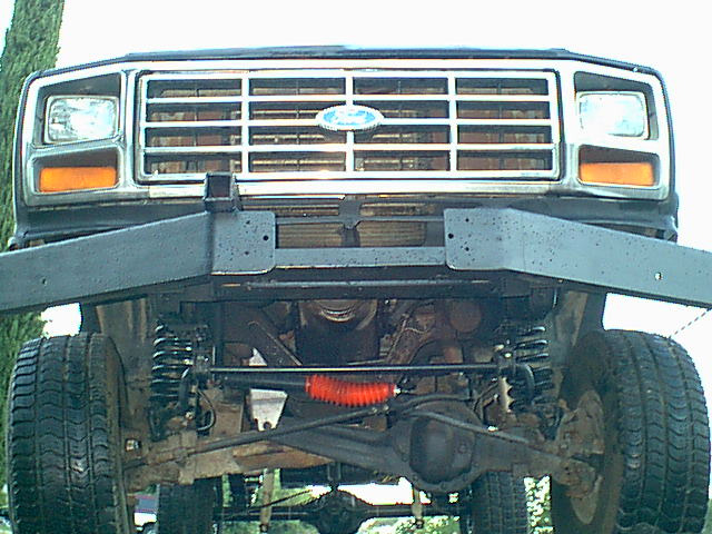 Here is the front end after i replaced the broken superlift mount.