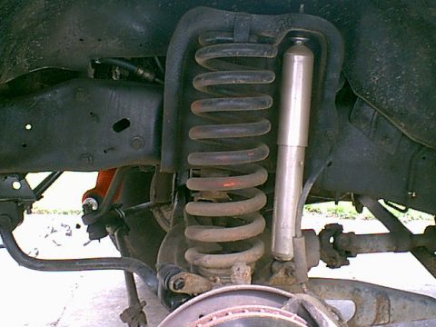 1983 Ford Bronco - Here is the driver side as i started. These are superlift 4" lift springs.
