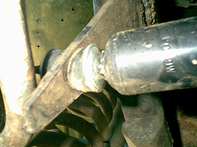 this was an issues the shock was pinned around the swaybar.