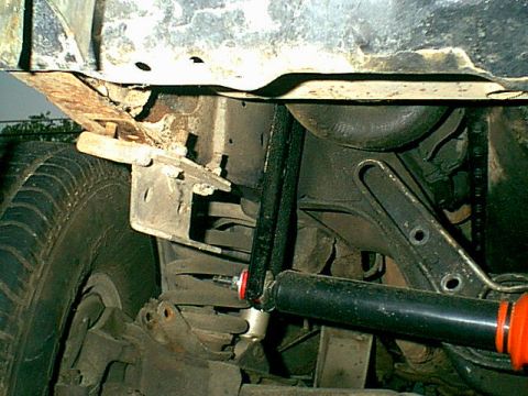 1983 Ford Bronco - This is the drop for the swaybar. this keeps all aligned correctly after the lift.