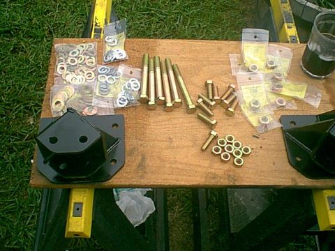 1983 Ford Bronco - This is the Sky MFG shackle flip kit. i got new grade 8 bolts it came with grade 5