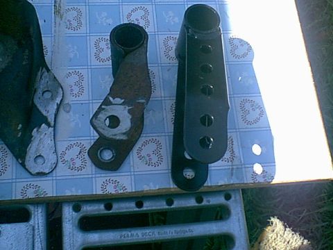 1983 Ford Bronco - here are the 2 shackles together.