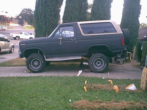 1983 Ford Bronco - here she is all done