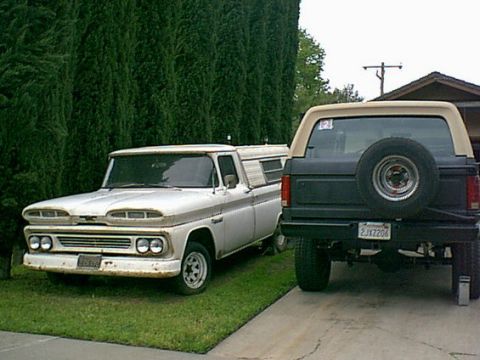 1983 Ford Bronco - another shot of the rear.