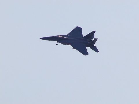1998 Ford Taurus - F-15E "dirty" fly-by.