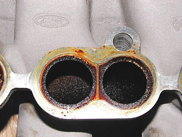 Example of the intake plenum ports.  Filthy!
