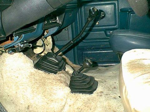 1983 Ford Bronco - Here is the final shift lever setup.