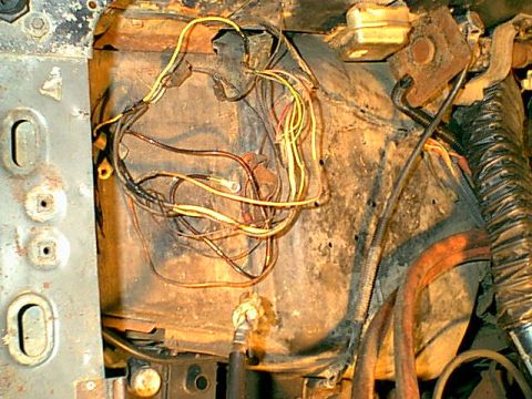 1983 Ford Bronco - Here is another view of the mess i going to remove.