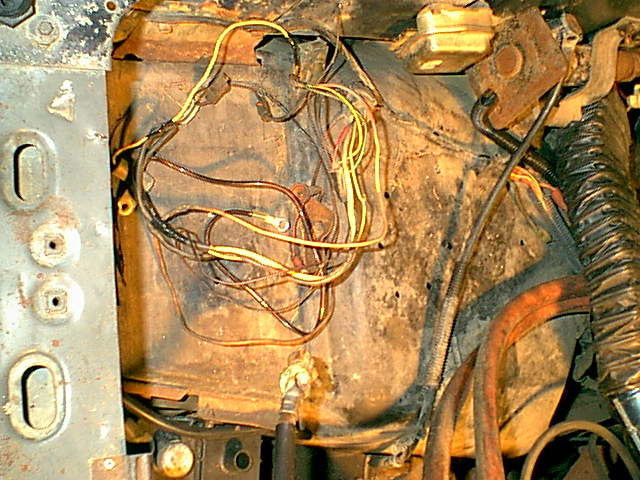 Here is another view of the mess i going to remove.