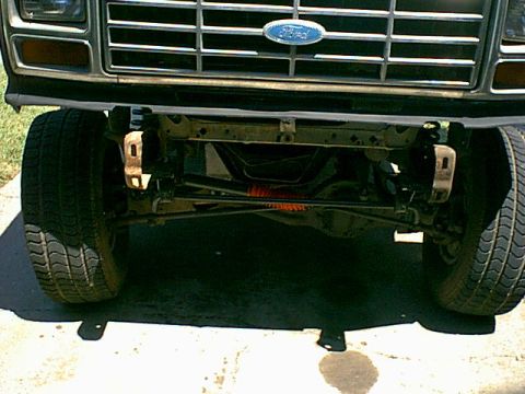 1983 Ford Bronco - here is the front without the bumper. looks strange.