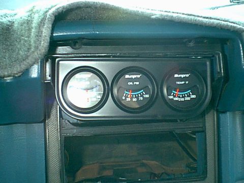 1983 Ford Bronco - Here are the SunPro guages working and looking good.