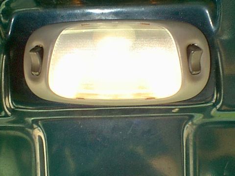 1983 Ford Bronco - This thing puts out a ton of light. the map lights and switch lights are one here.