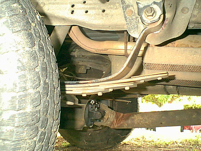 ok why i got this? well she was hit hard in the rear end. how hard look at the rear leaf spring and the drives shaft.