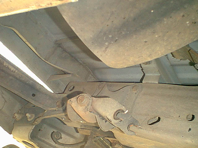 here is another look at the rear shackle.