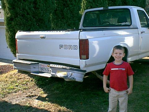 1983 Ford Bronco - i not planning on swapping the old lights in my bronco so i put the old lights in the 1992 truck. if you did not know the difference it wou…