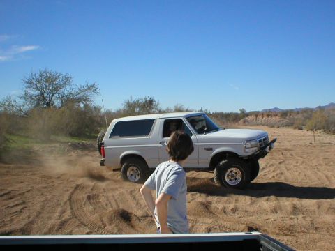 1993 Ford Bronco - busting the doughnuts before the power steering overheated and puked