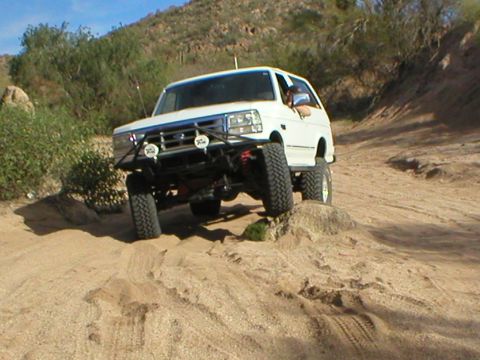 1993 Ford Bronco - rock? what rock?