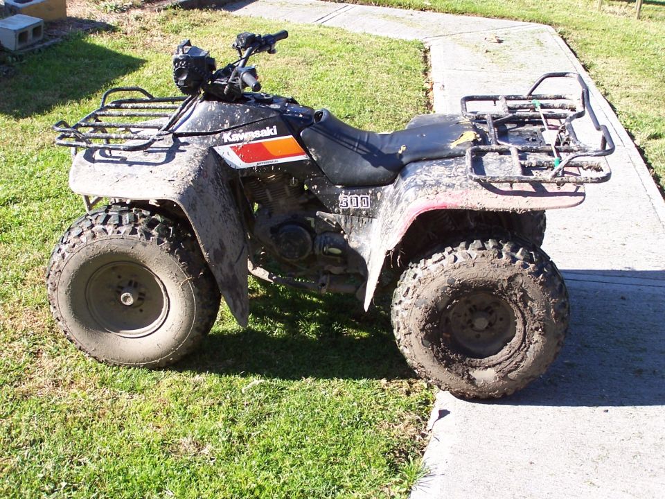 1987 Kawasaki BAYOU 300 “beater”