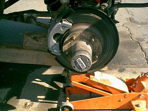 1983 Ford Bronco - here is the old hub ready to be swapped.