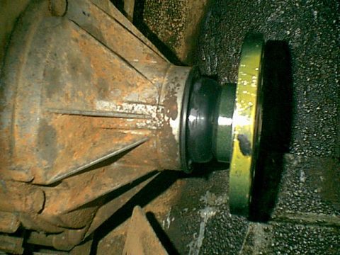 1983 Ford Bronco - Here is the flang all tourqued down and ready for the new drive shaft.