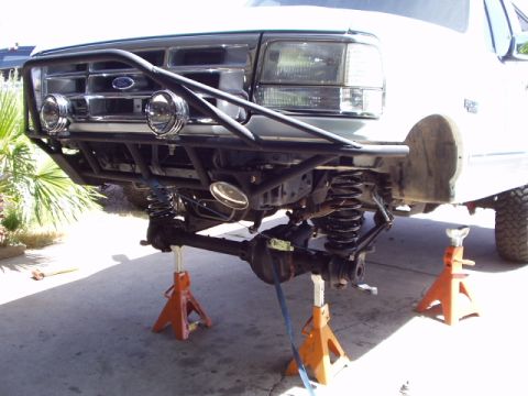 1993 Ford Bronco - axle hung finally!