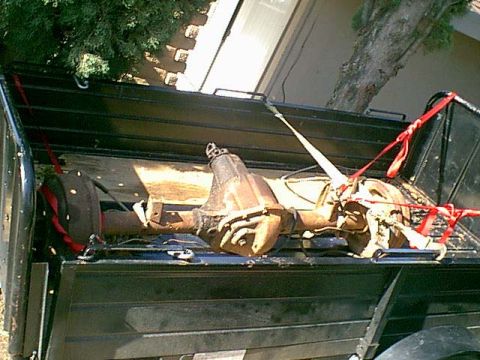 1983 Ford Bronco - Here is the new Dana 60 rear end. it is a 3/4 ton full floater Dana 60. it was in a flat bed truck.