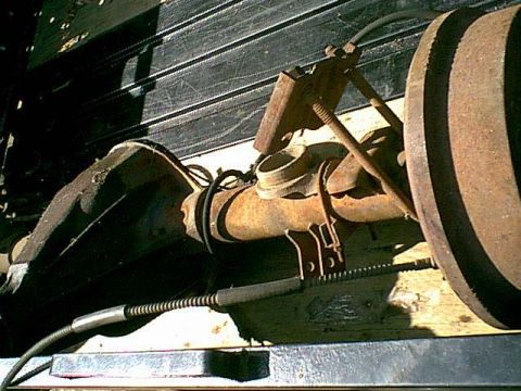 1983 Ford Bronco - here is the drivers side of the axle.