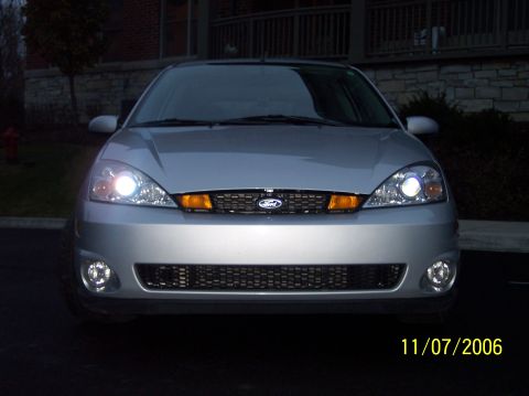 2003 Ford Focus - Front view of a silver 2003 Ford Focus, captured on November 7, 2006.