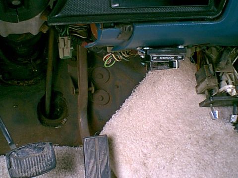 1983 Ford Bronco - here is another view of the switch installed.
