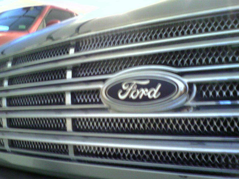 Front View Closeup of the Upper Mesh Grille Mod(By Defyant on MercuryMarauder.net)