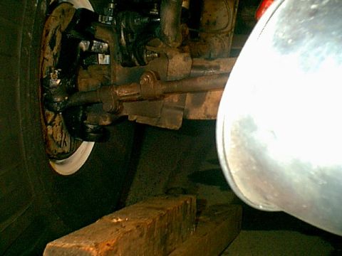 1983 Ford Bronco - I did not do the ball joints at the same time. i did the pass side and then the drivers side. here was the drivers side ball joints complet…