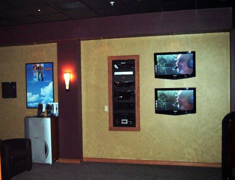 2006 Ford E350 - Theater. Stereo rack.