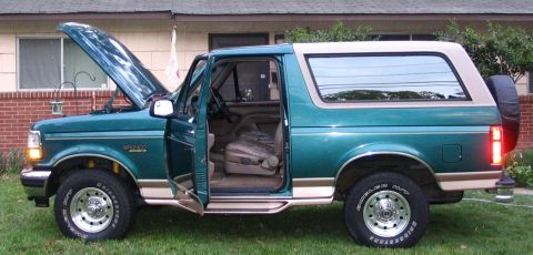 1996 Ford Bronco photo